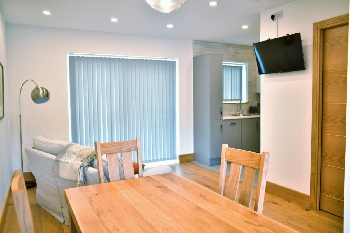 Red Watch Apartment Оубън Екстериор снимка